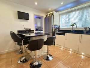 Photo 20- click for photo gallery